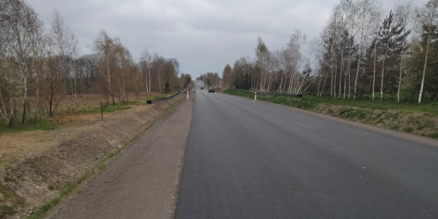 2025 04 11 km 252+500 pola strona lewa