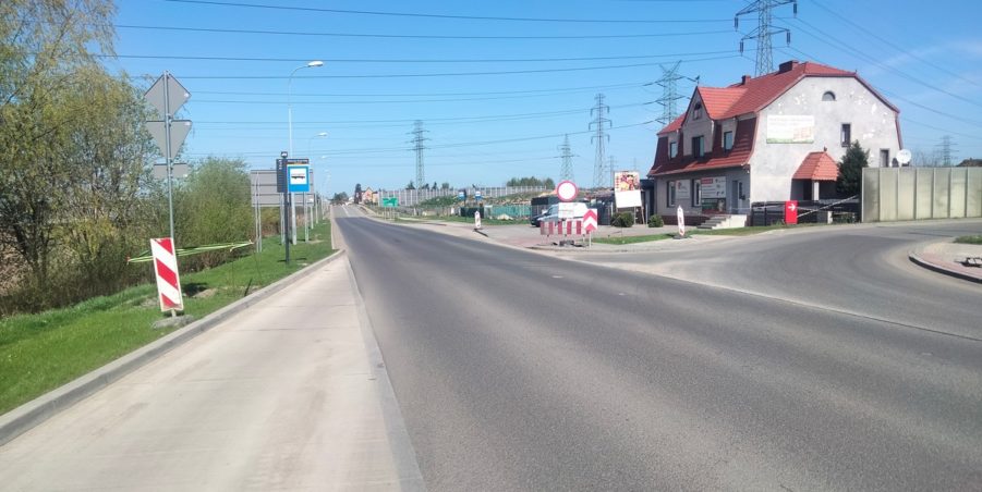 2025 04 17 km 255+900 rondo Wieszowa strona lewa