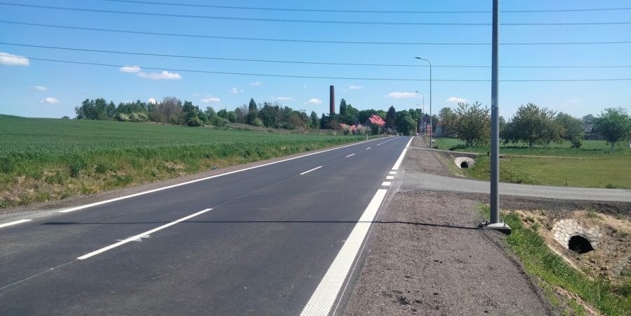 2025 04 30 km 247+200 pola strona prawa