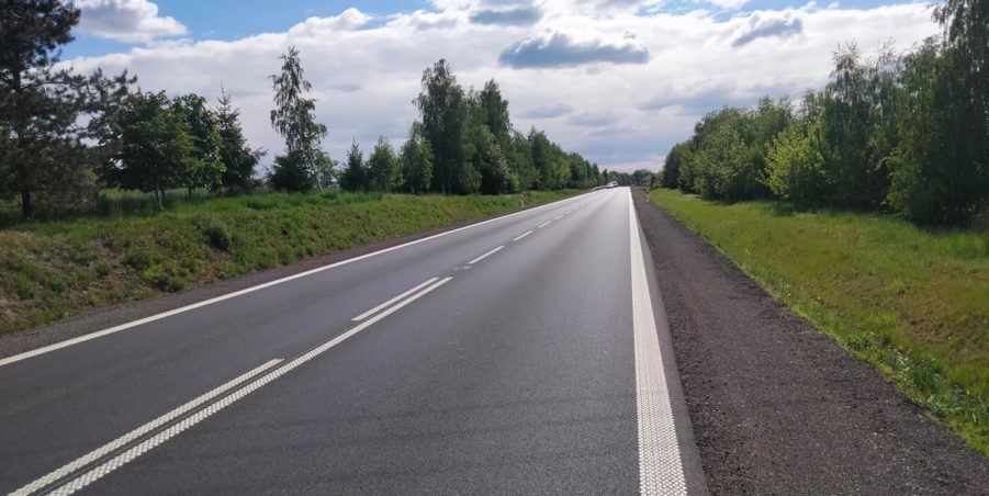 2025 05 09 km 252+500 pola strona prawa