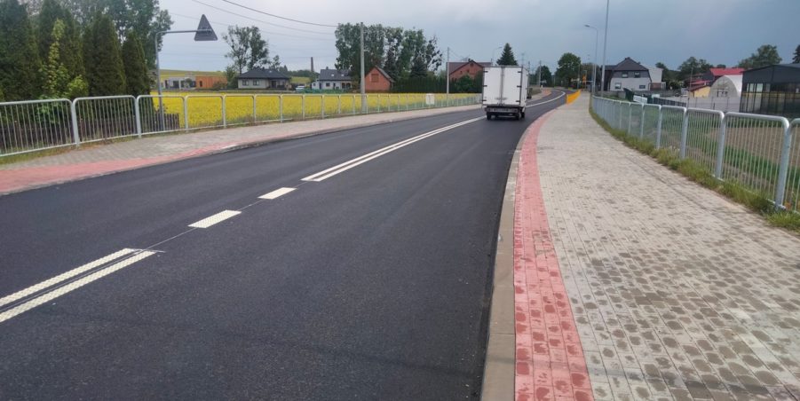 2025 05 16 km 246+400 ul. Wiejska strona prawa