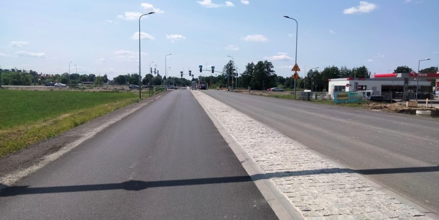 2025 06 12 km 244+600 skrzyżowanie z ul. Gliwicką strona lewa