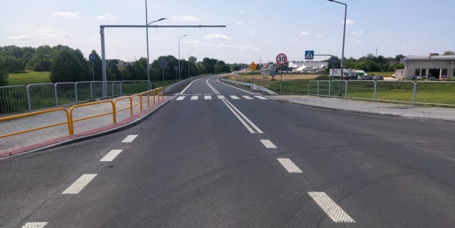 2025 06 12 km 245+600 droga wzdłuż rzeki Drama strona lewa
