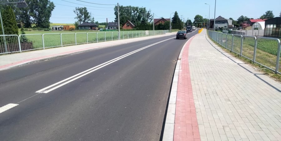 2025 06 12 km 246+400 ul. Wiejska strona prawa