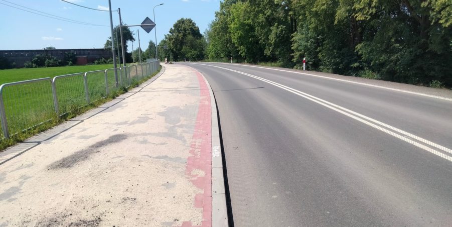 2025 06 12 km 252+950 ul. Robotnicza strona lewa
