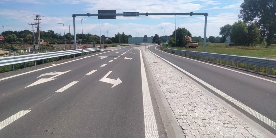 2025 08 08 km 244+600 skrzyżowanie z ul. Gliwicką strona prawa