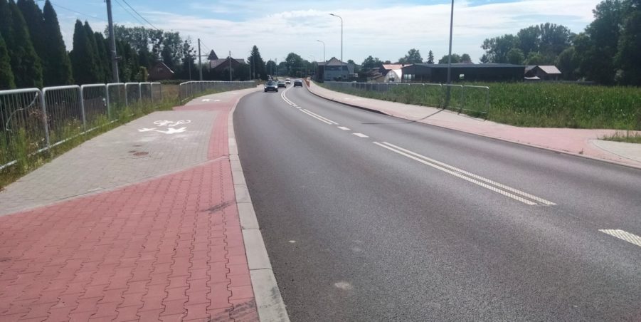 2025 08 08 km 246+400 ul. Wiejska strona prawa