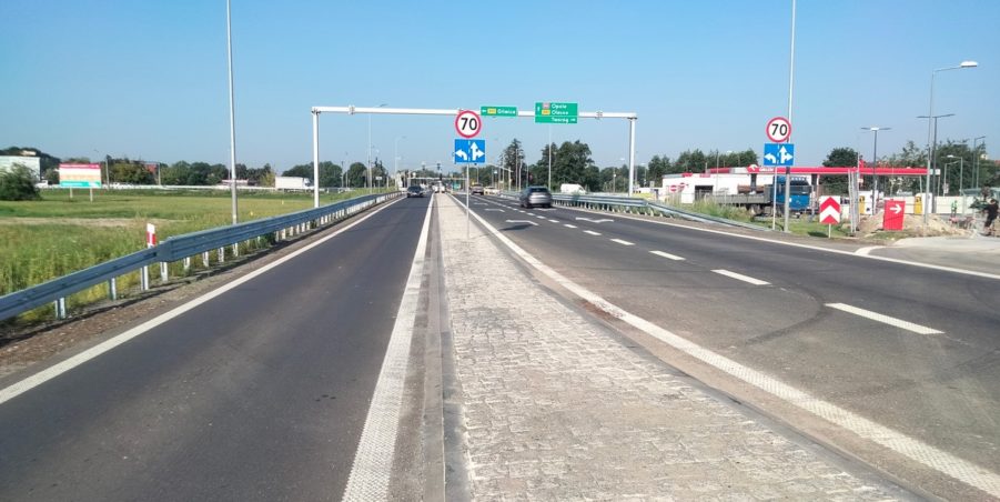2025 08 14 km 244+600 skrzyżowanie z ul. Gliwicką strona lewa