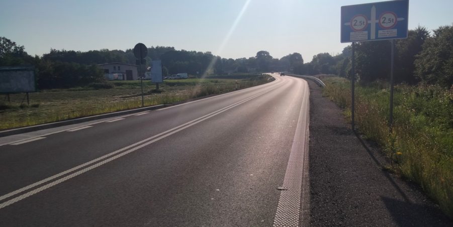 2025 08 14 km 245+300 droga wzdłuż rzeki Drama