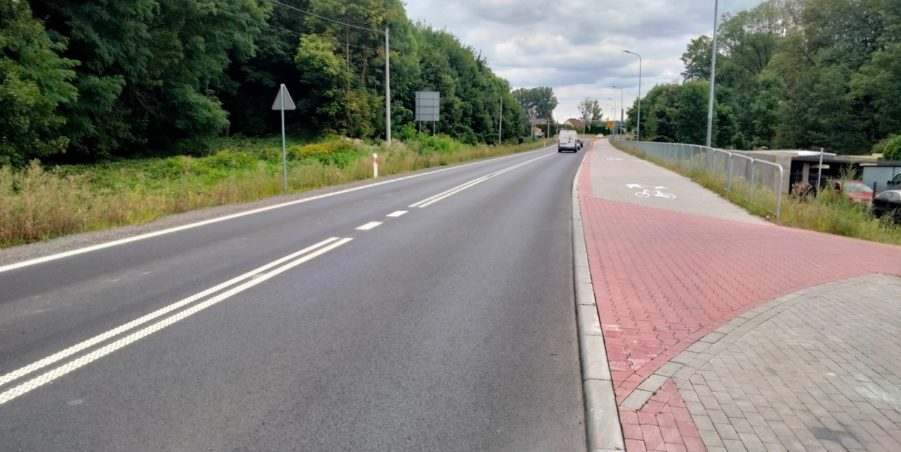 2025 08 18 km 246+000 ul. Bytomska strona prawa