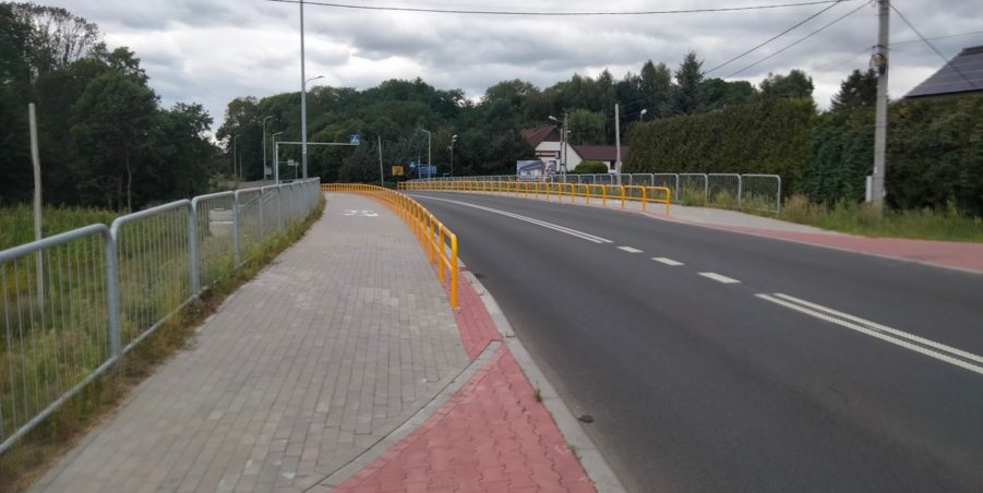 2025 08 18 km 246+400 ul. Wiejska strona lewa