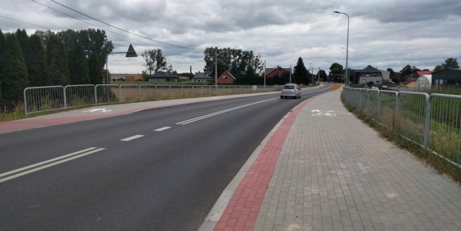 2025 08 18 km 246+400 ul. Wiejska strona prawa