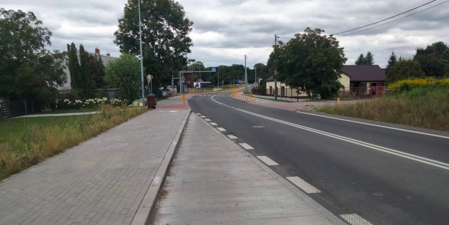 2025 08 18 km 246+550 ul. Wiejska strona lewa