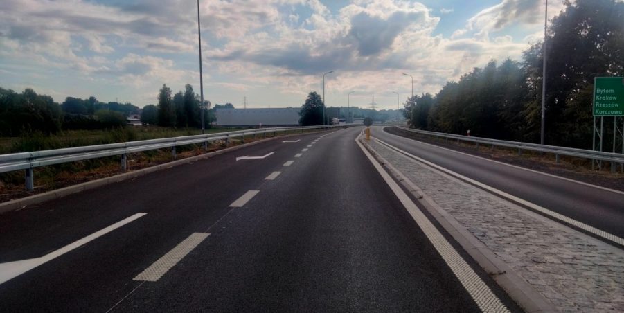 2025 09 02 km 244+600 skrzyżowanie z ul. Gliwicką strona prawa
