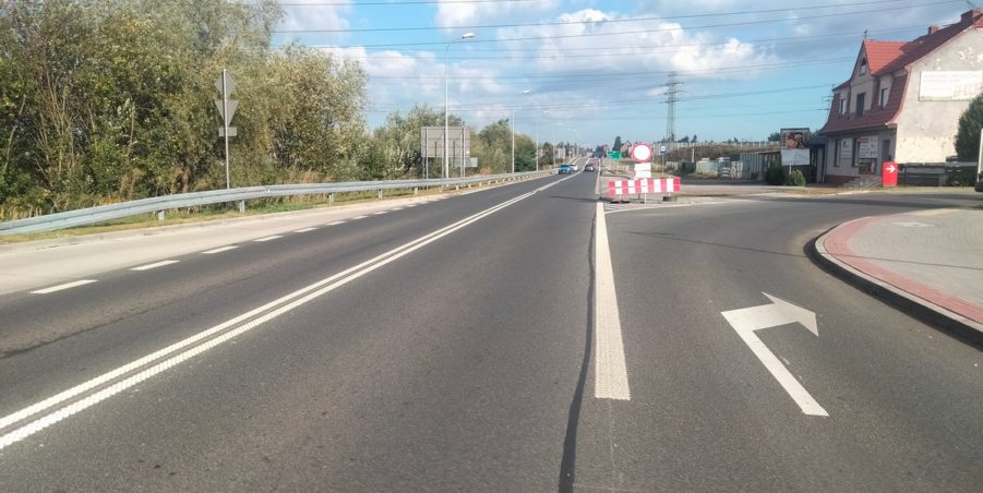 2025 09 02 km 255+900 rondo Wieszowa strona lewa