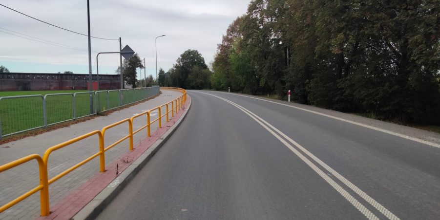 2025 09 12 km 252+950 ul. Robotnicza strona lewa