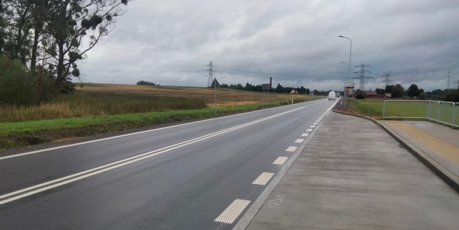 2025 09 17 km 246+550 ul. Wiejska strona prawa