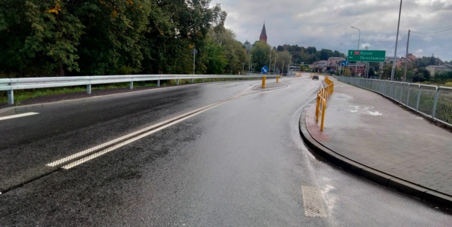 2025 09 17 km 252+950 ul. Robotnicza strona prawa