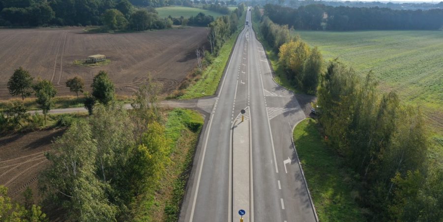 33. 251+750 Wieszowa zjazd w pola