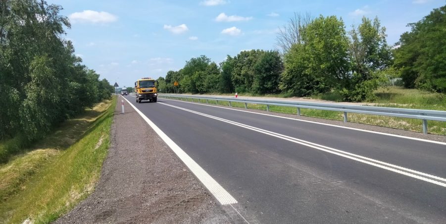 2025 06 18 km 251+200 ul. Konary przystanek