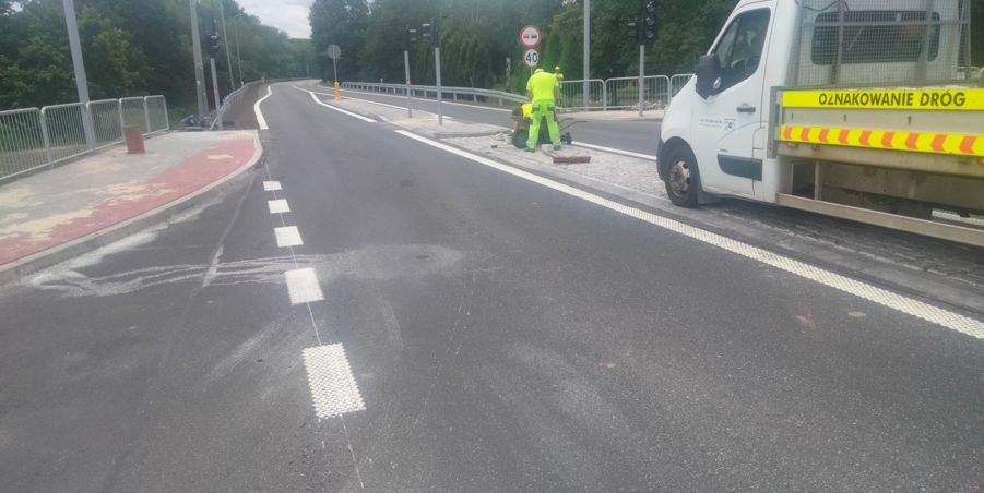 2025 06 25 km 244+150 skrzyżowanie z ul. Powstańców Śląskich strona lewa