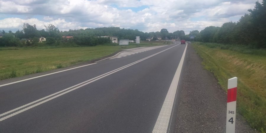 2025 06 25 km 245+300 droga wzdłuż rzeki Drama