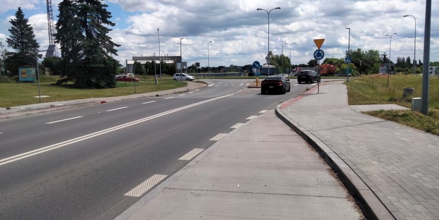 2025 06 25 km 255+900 rondo Wieszowa strona prawa