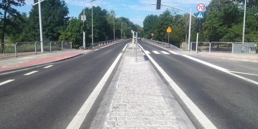 2025 07 03 km 244+150 skrzyżowanie z ul. Powstańców Śląskich strona lewa