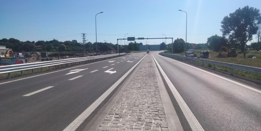 2025 07 03 km 244+600 skrzyżowanie z ul. Gliwicką strona prawa