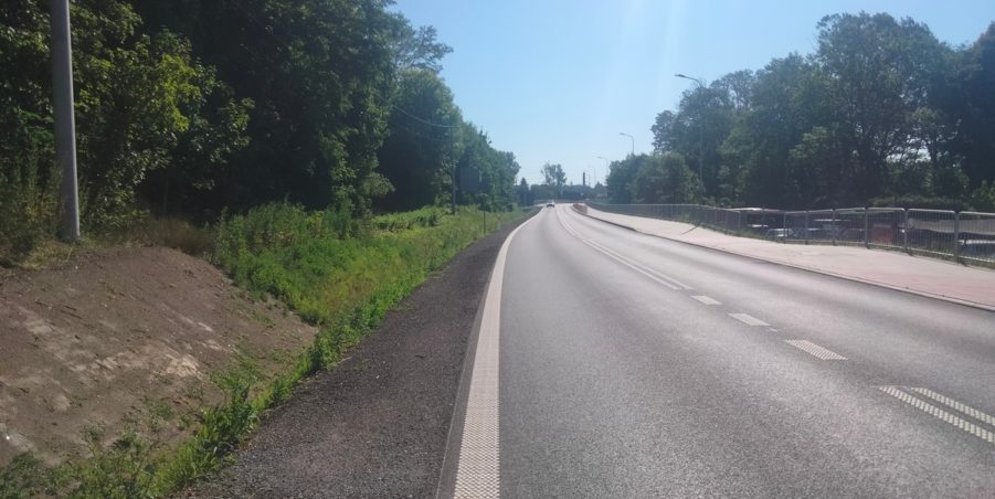 2025 07 03 km 246+000 ul. Bytomska strona prawa