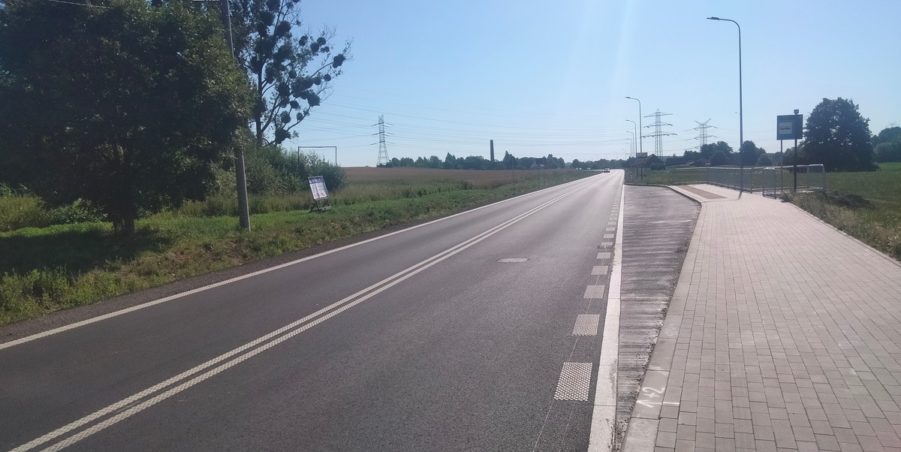 2025 07 03 km 246+550 ul. Wiejska strona prawa