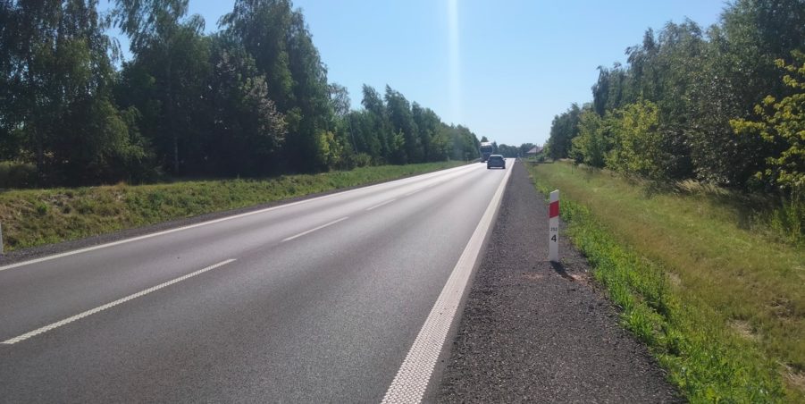 2025 07 03 km 252+500 pola strona prawa