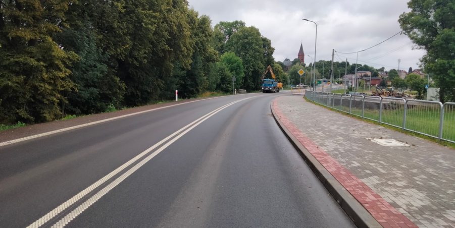 2025 07 10 km 252+950 ul. Robotnicza strona prawa