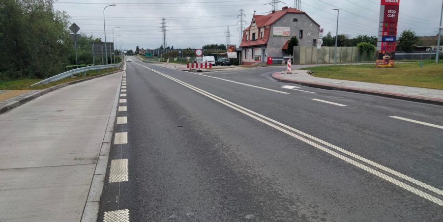 2025 07 10 km 255+900 rondo Wieszowa strona lewa