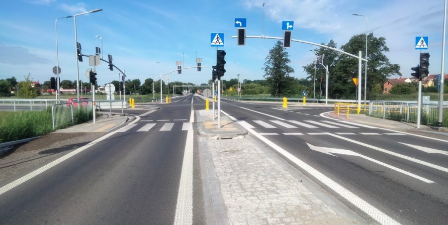 2025 07 24 km 244+600 skrzyżowanie z ul. Gliwicką strona lewa