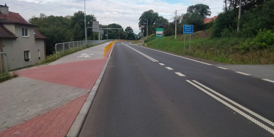 2025 07 31 km 246+000 ul. Bytomska strona lewa